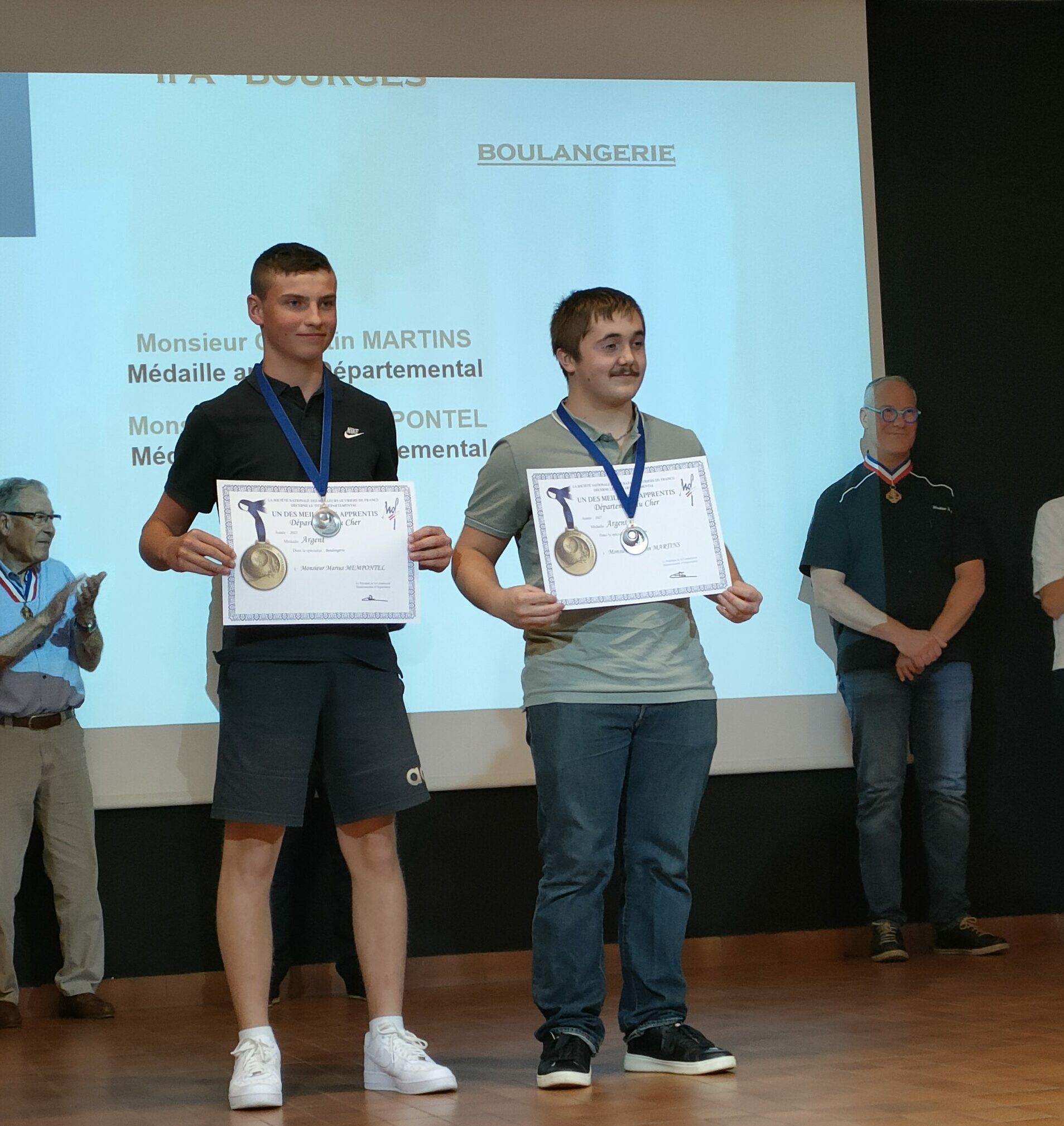 CONCOURS MAF 2025 : DEUX APPRENTIS BOULANGERS DECROCHENT LA MEDAILLE D'ARGENT AU NIVEAU DEPARTEMENTAL